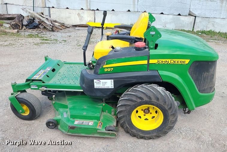 image for item DP1295 2011 John Deere 997 ZTR lawn mower