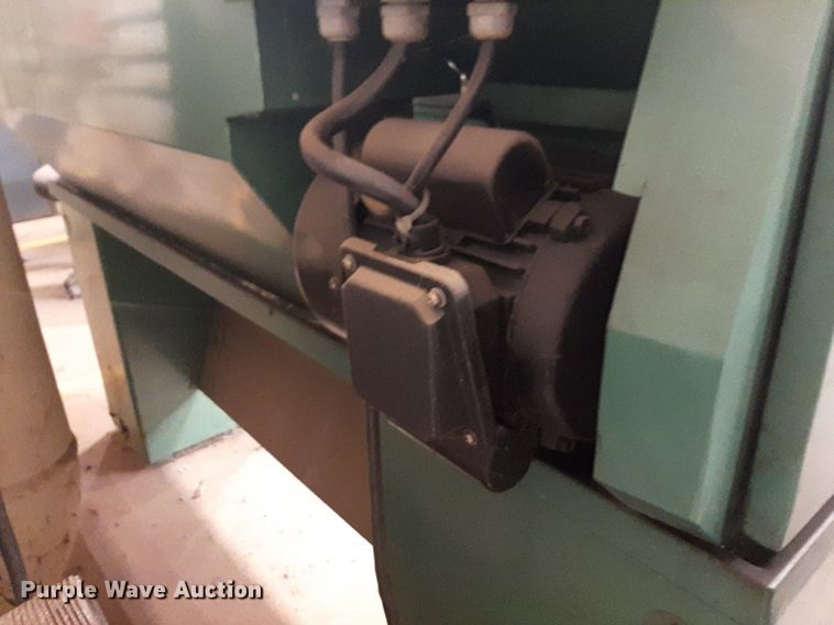 image for item DP2649 Grizzly G4016 metal lathe