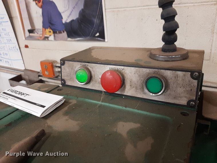 image for item DP2649 Grizzly G4016 metal lathe