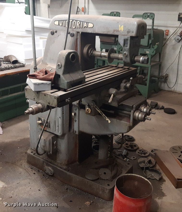 image for item DP2651 Victoria horizontal milling machine