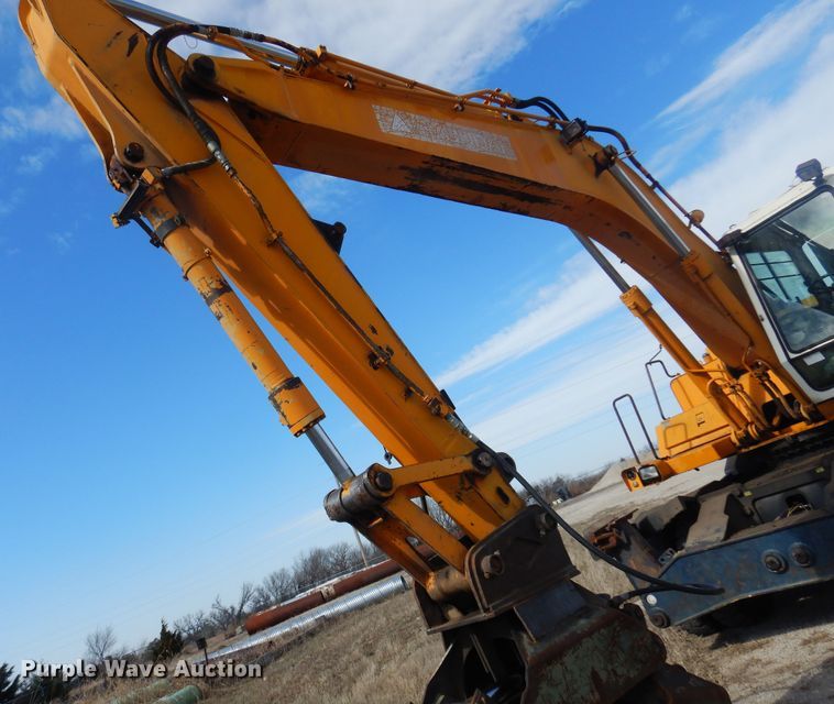 image for item DP2692 Hyundai  Robex 200W wheeled excavator