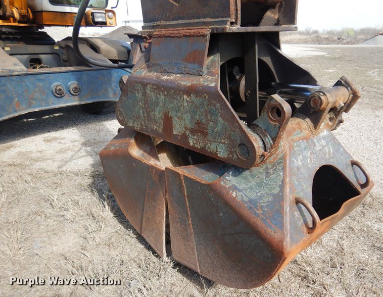 image for item DP2692 Hyundai  Robex 200W wheeled excavator