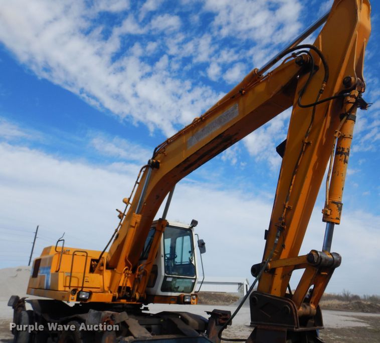 image for item DP2692 Hyundai  Robex 200W wheeled excavator