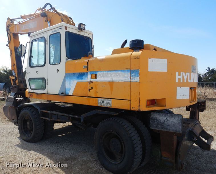 image for item DP2692 Hyundai  Robex 200W wheeled excavator
