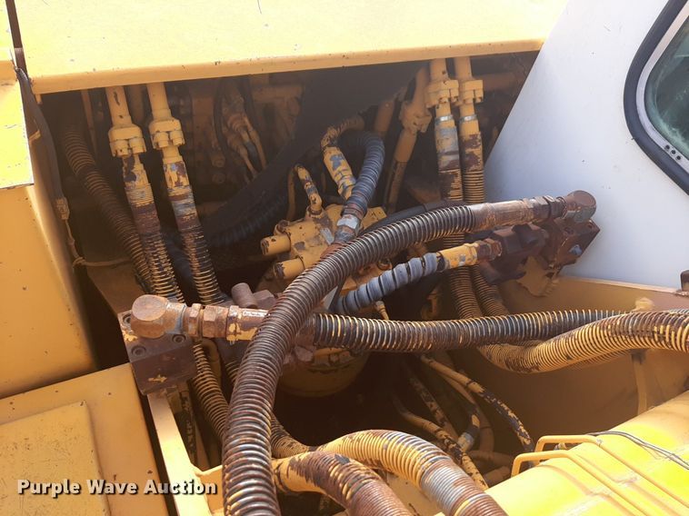 image for item DP2692 Hyundai  Robex 200W wheeled excavator