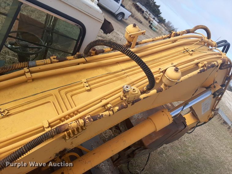 image for item DP2692 Hyundai  Robex 200W wheeled excavator