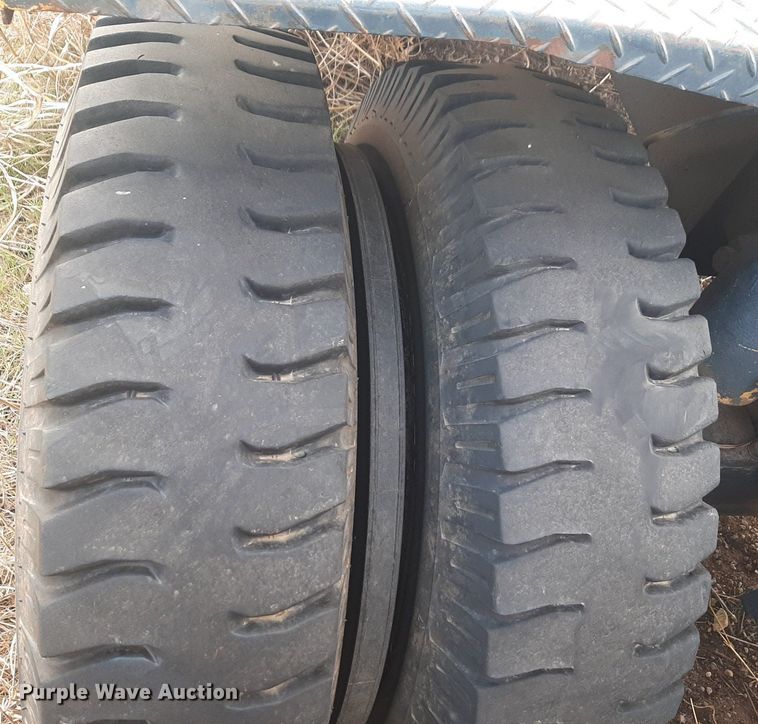 image for item DP2692 Hyundai  Robex 200W wheeled excavator