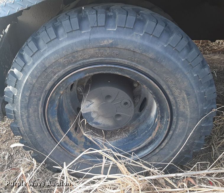 image for item DP2692 Hyundai  Robex 200W wheeled excavator