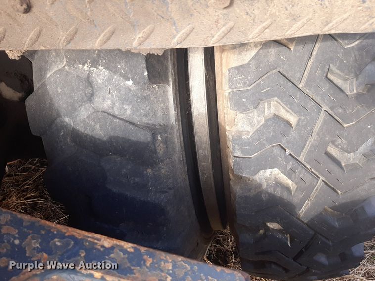 image for item DP2692 Hyundai  Robex 200W wheeled excavator