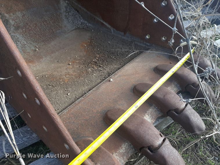 image for item DP2692 Hyundai  Robex 200W wheeled excavator