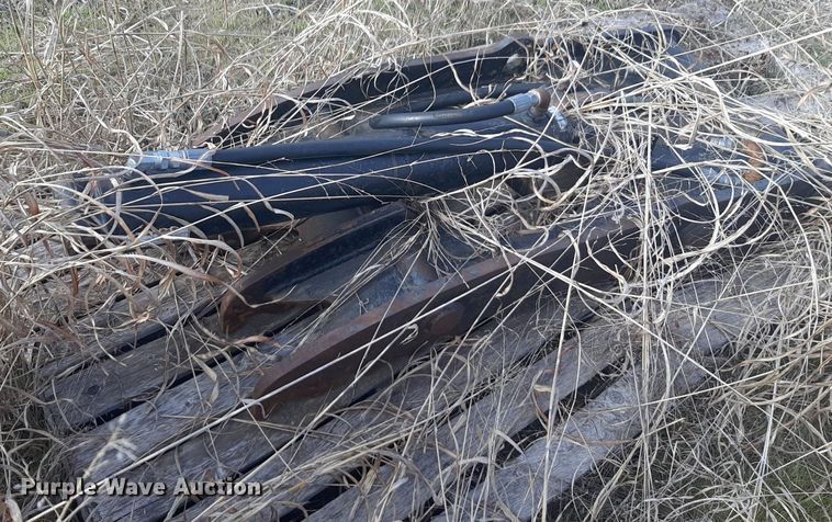 image for item DP2692 Hyundai  Robex 200W wheeled excavator