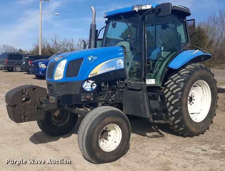image for item DP2696 2011 New Holland T6020 tractor