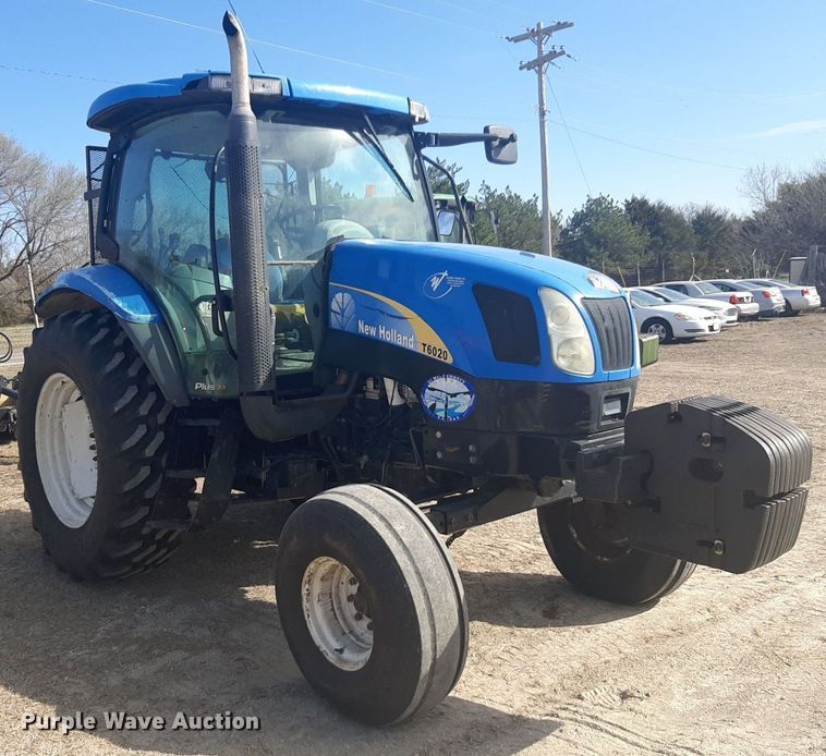 image for item DP2696 2011 New Holland T6020 tractor