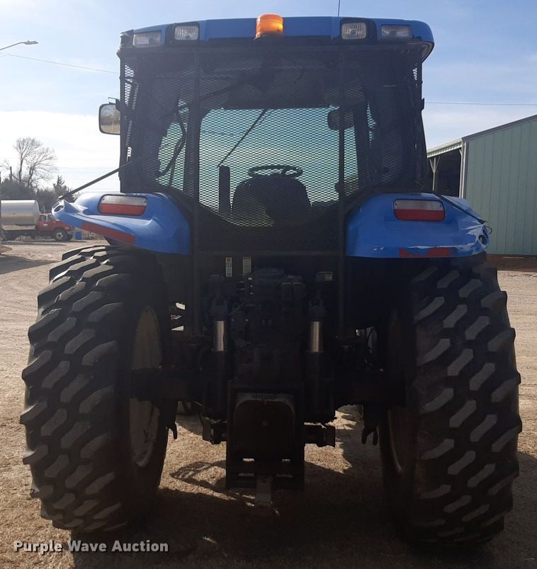 image for item DP2696 2011 New Holland T6020 tractor