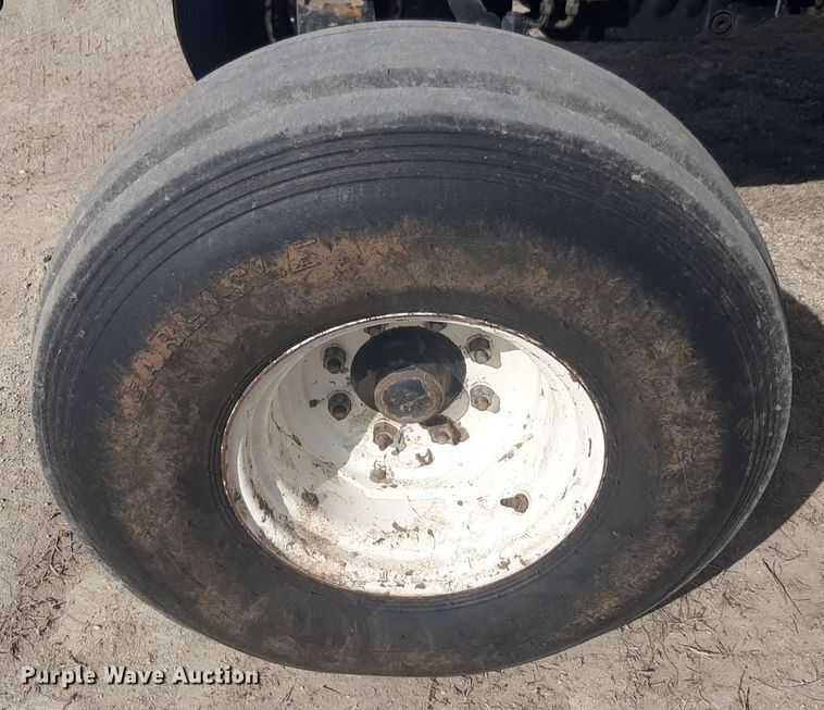 image for item DP2696 2011 New Holland T6020 tractor