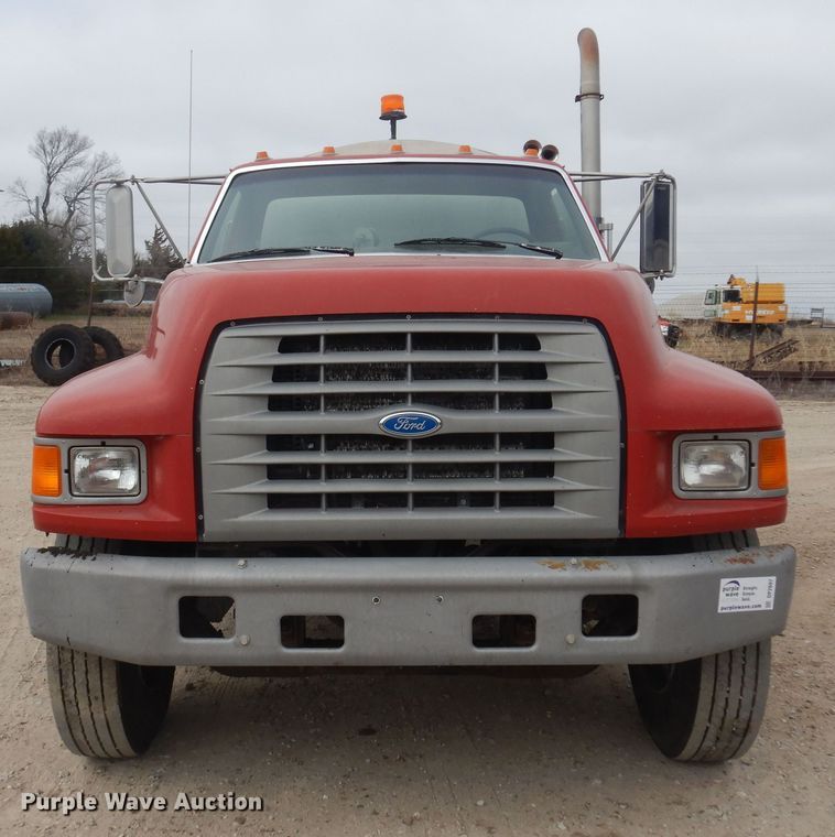 image for item DP2697 1996 Ford  F-Series oil distributor truck