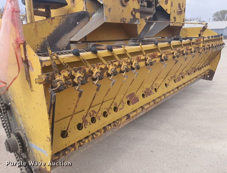 image for item DP2702 Etnyre chip spreader