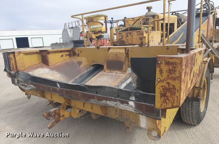 image for item DP2702 Etnyre chip spreader