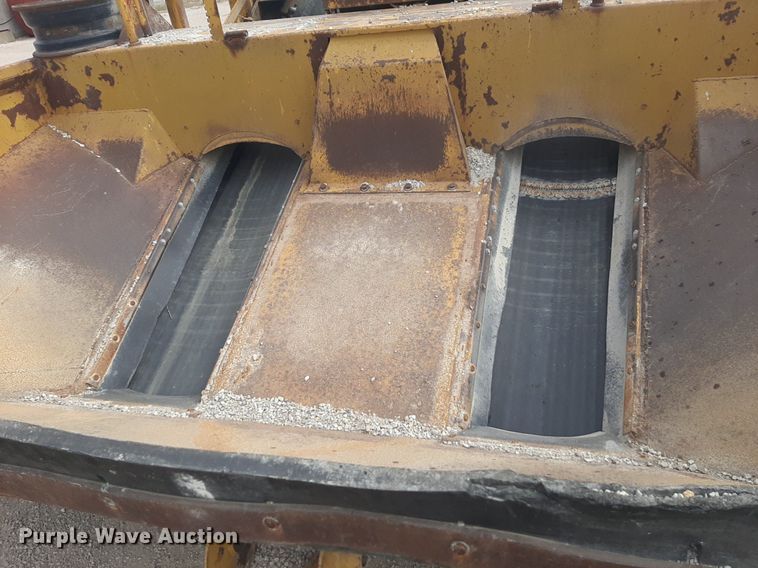 image for item DP2702 Etnyre chip spreader