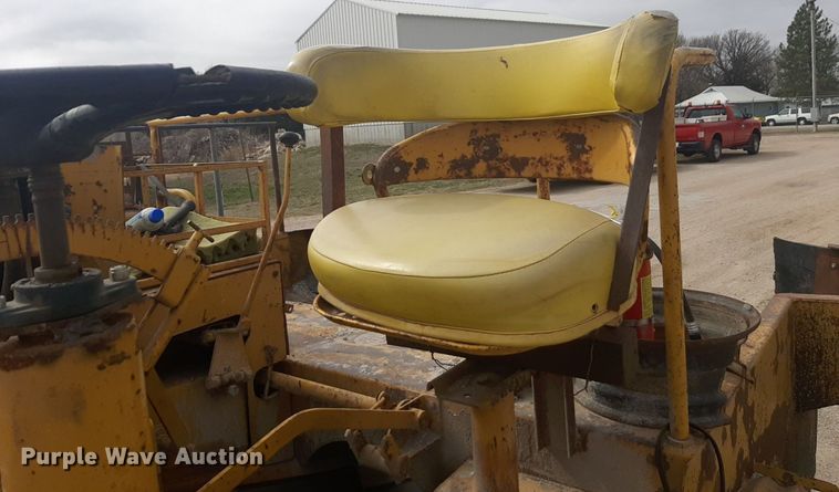 image for item DP2702 Etnyre chip spreader