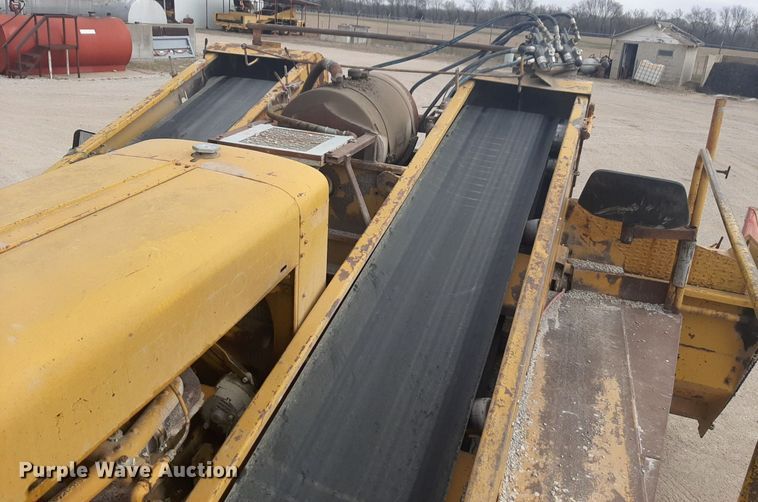 image for item DP2702 Etnyre chip spreader