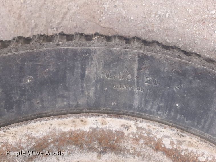 image for item DP2702 Etnyre chip spreader