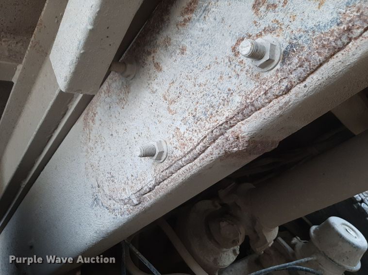 image for item DP2710 1984 Mack R686ST dump truck