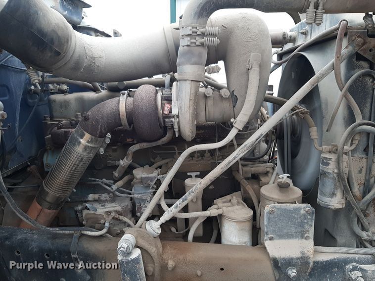 image for item DP2710 1984 Mack R686ST dump truck