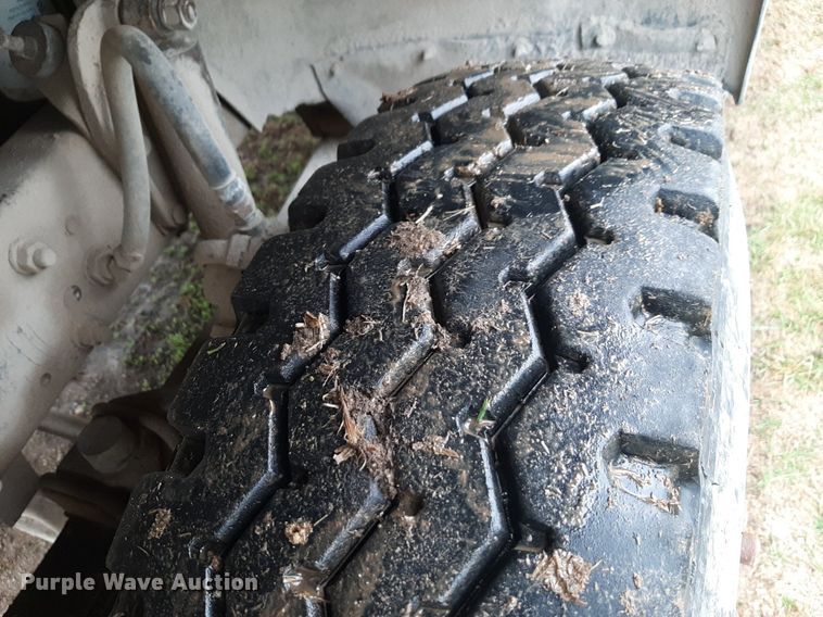 image for item DP2710 1984 Mack R686ST dump truck