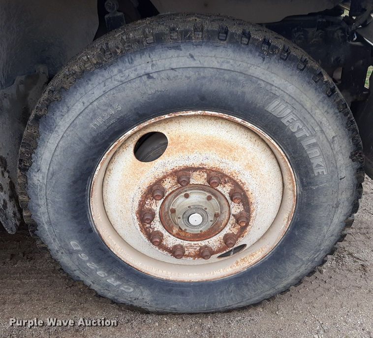 image for item DP2710 1984 Mack R686ST dump truck