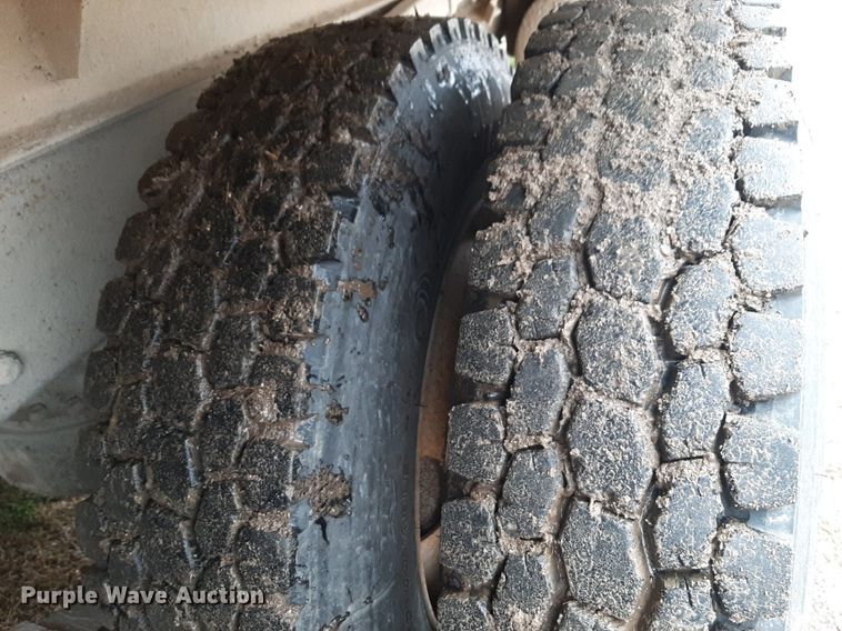 image for item DP2710 1984 Mack R686ST dump truck