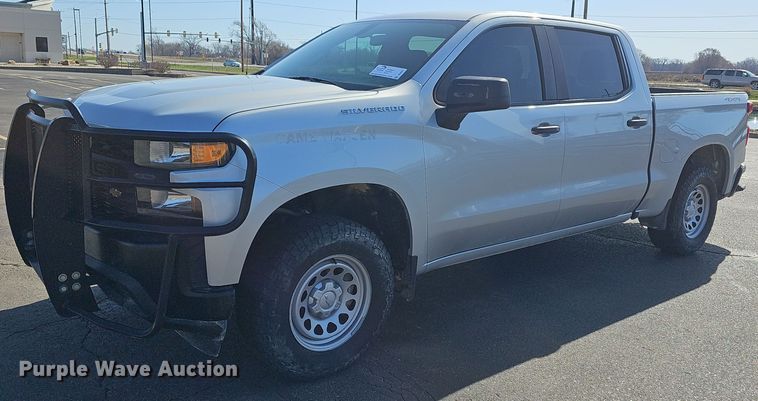 image for item DQ4371 2020 Chevrolet Silverado 1500 Crew Cab pickup truck