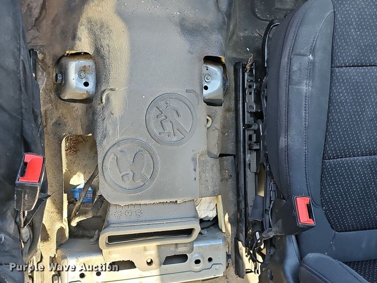 image for item DQ4371 2020 Chevrolet Silverado 1500 Crew Cab pickup truck