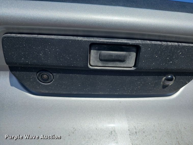 image for item DQ4371 2020 Chevrolet Silverado 1500 Crew Cab pickup truck