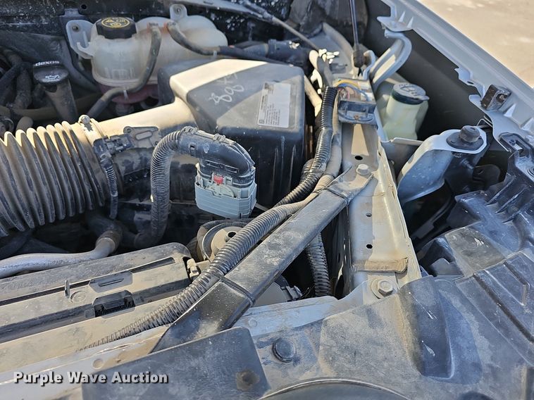 image for item DQ4371 2020 Chevrolet Silverado 1500 Crew Cab pickup truck