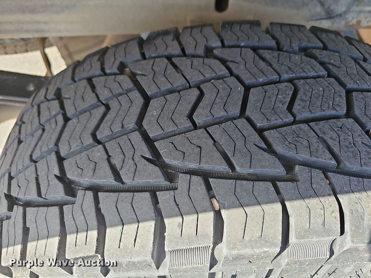 image for item DQ4371 2020 Chevrolet Silverado 1500 Crew Cab pickup truck