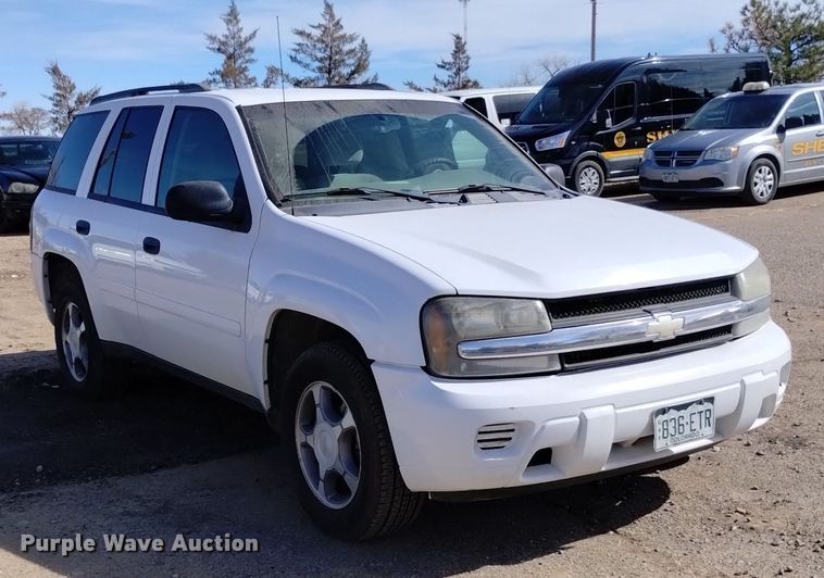 image for item DQ5998 2008 Chevrolet Trail Blazer SUV