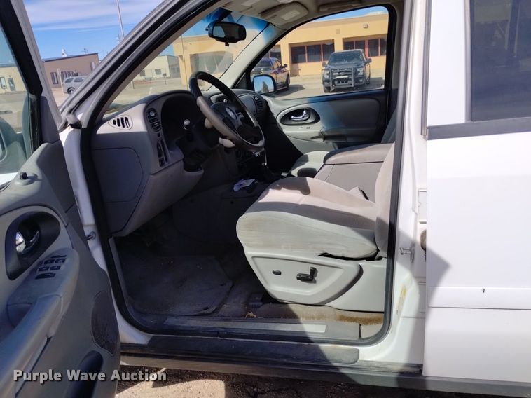 image for item DQ5998 2008 Chevrolet Trail Blazer SUV