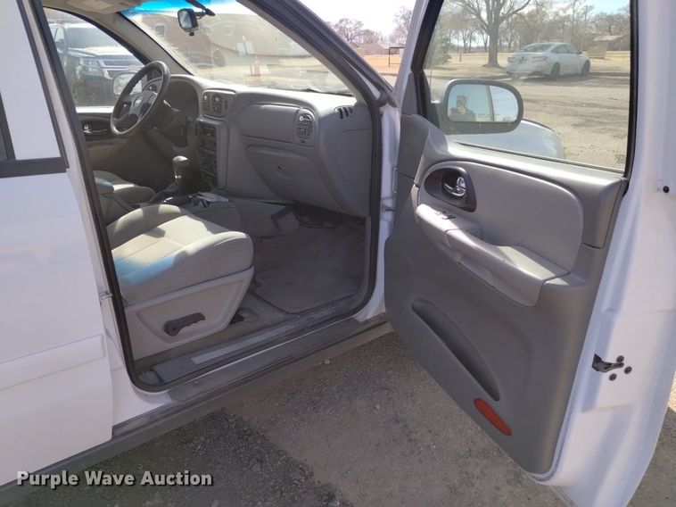 image for item DQ5998 2008 Chevrolet Trail Blazer SUV