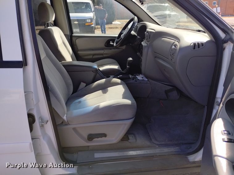 image for item DQ5998 2008 Chevrolet Trail Blazer SUV