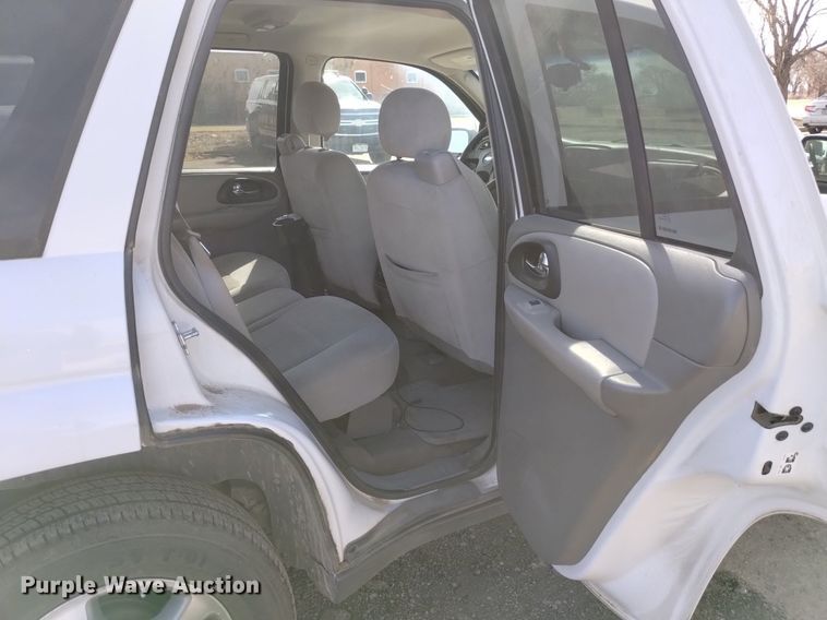 image for item DQ5998 2008 Chevrolet Trail Blazer SUV