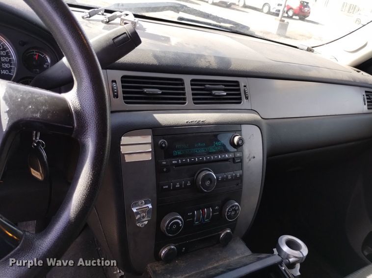 image for item DQ6000 2013 Chevrolet Tahoe Police  SUV