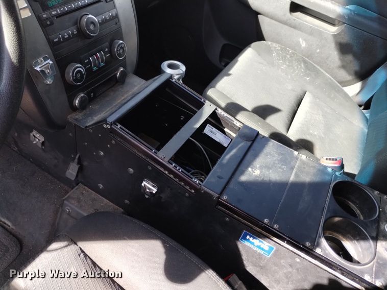 image for item DQ6000 2013 Chevrolet Tahoe Police  SUV