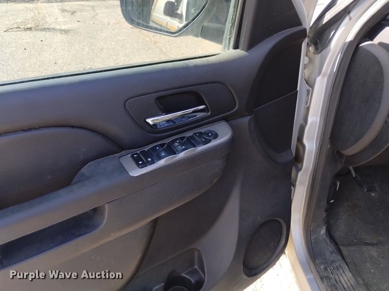 image for item DQ6000 2013 Chevrolet Tahoe Police  SUV