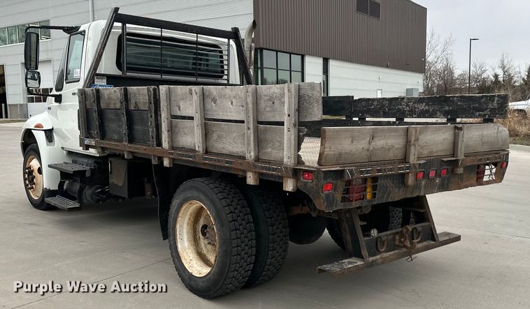 image for item DQ6368 2009 International 4300 dump flatbed truck