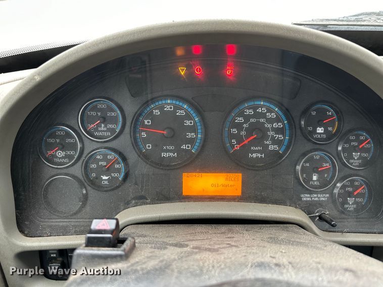 image for item DQ6368 2009 International 4300 dump flatbed truck