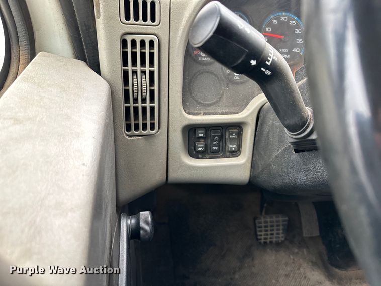 image for item DQ6368 2009 International 4300 dump flatbed truck