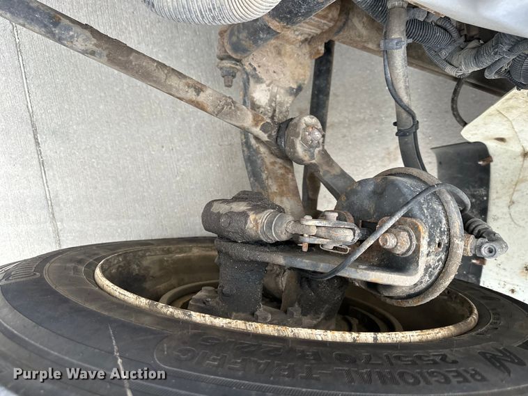 image for item DQ6368 2009 International 4300 dump flatbed truck