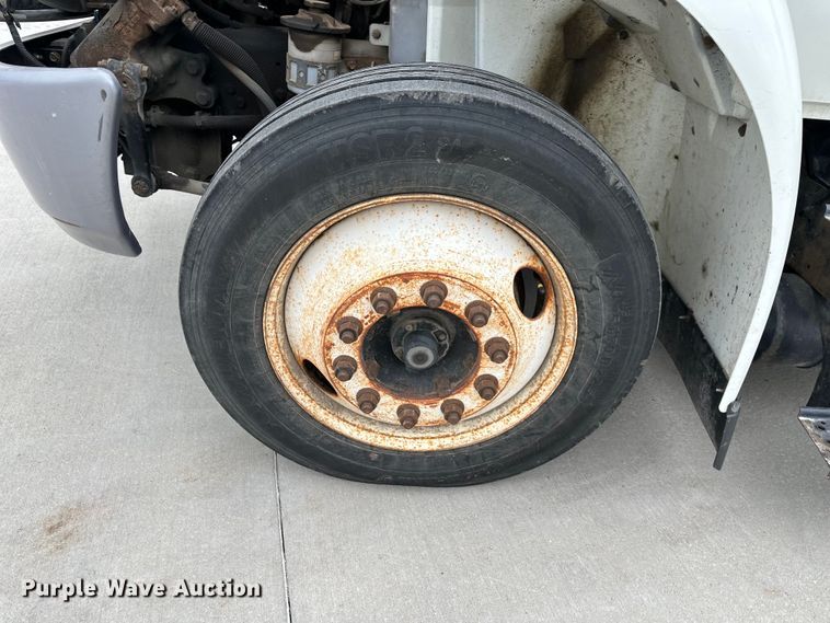 image for item DQ6368 2009 International 4300 dump flatbed truck