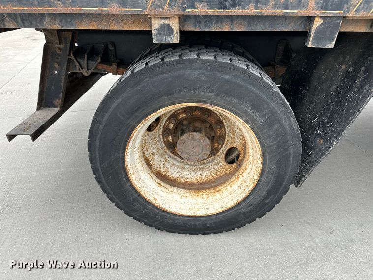 image for item DQ6368 2009 International 4300 dump flatbed truck